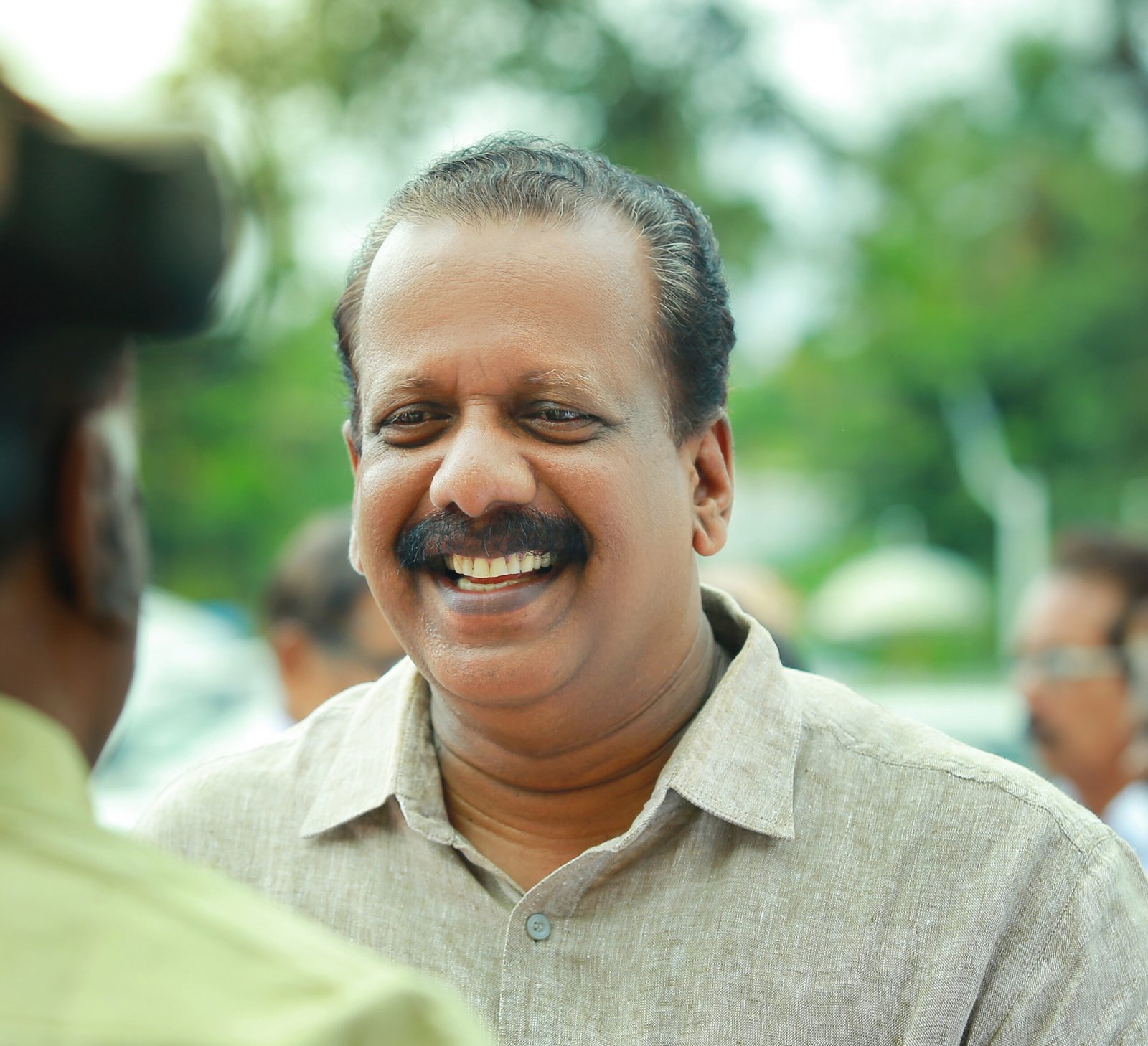 ET Tyson Master Boat Wave