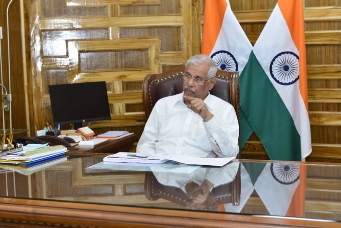 Students react to strict governor visit circular issued at Kalady Sanskrit University during Shankara Jayanti event