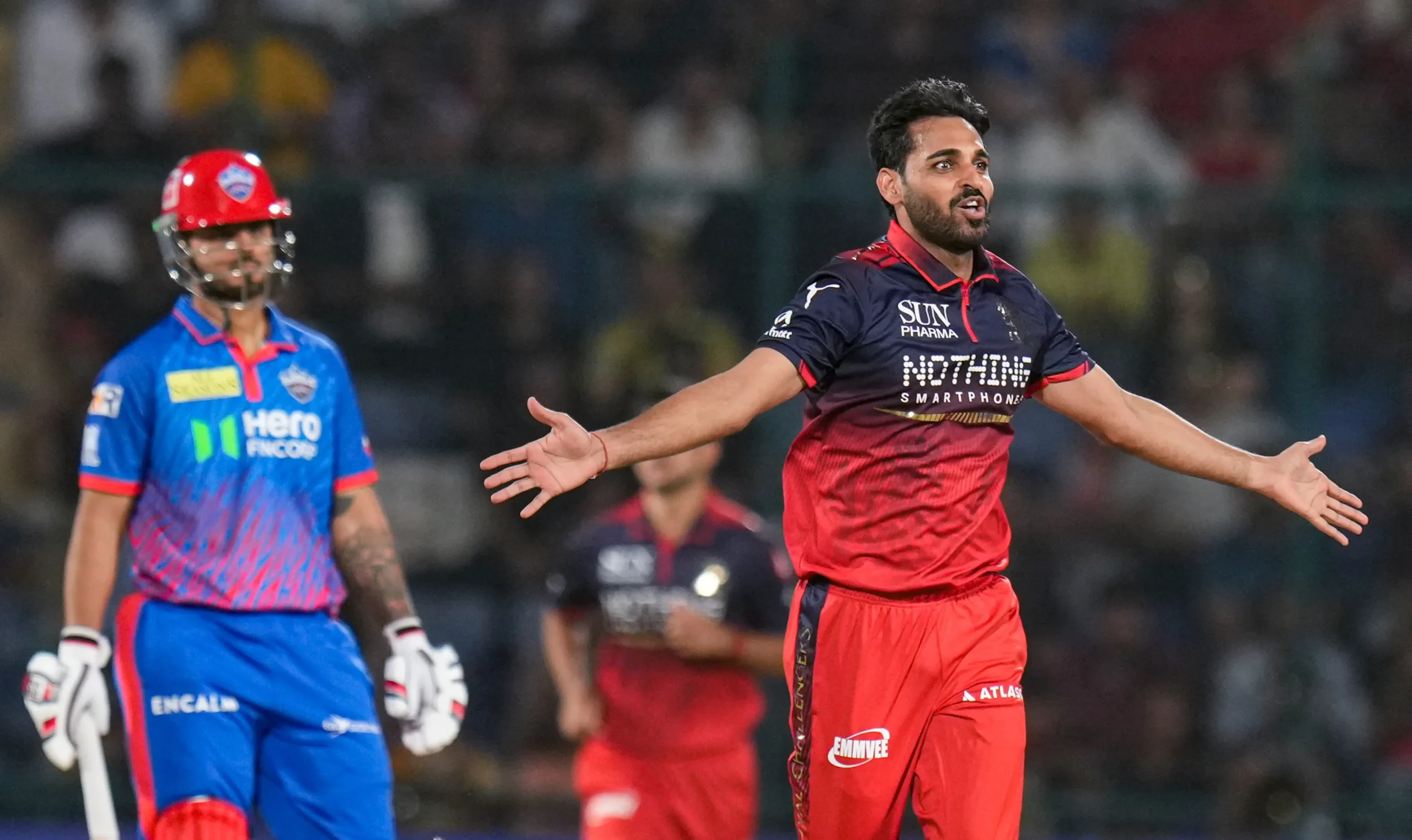 Bhuvneshwar Kumar leading IPL wicket charts for RCB with strong swing bowling performance