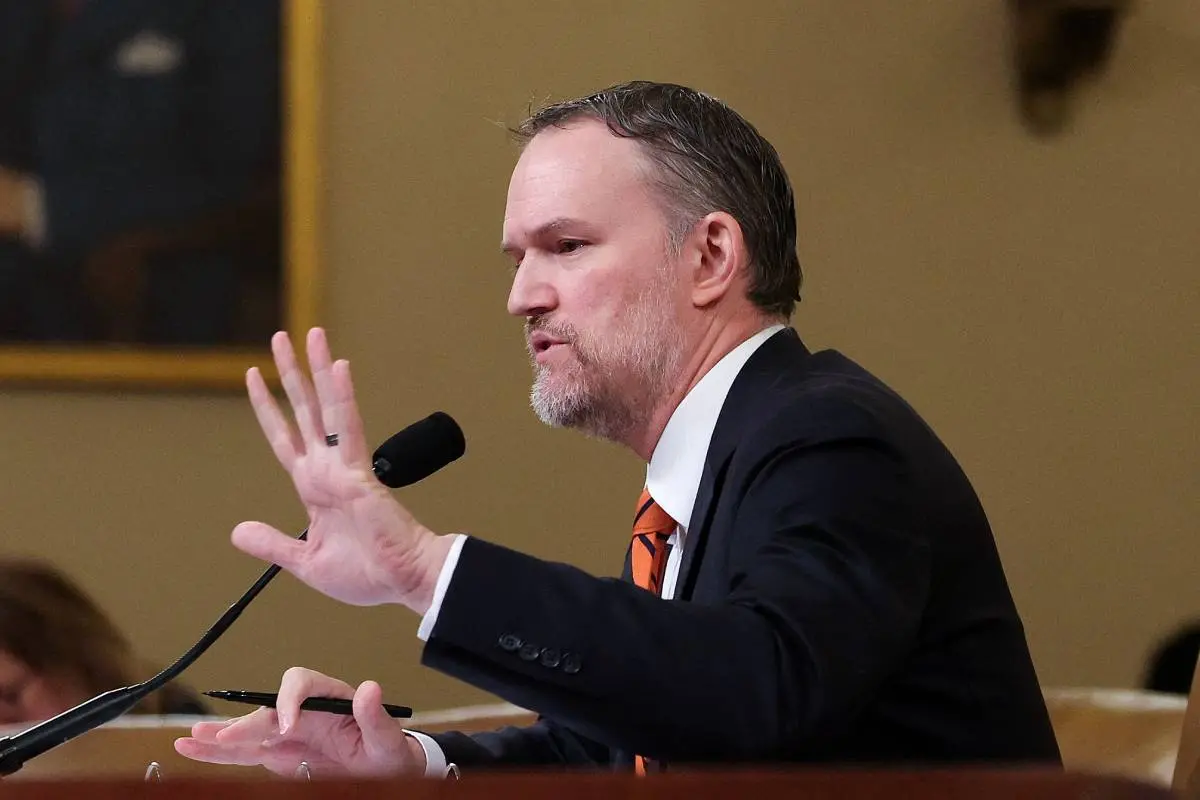 US and Indian officials discussing trade agreements focusing on agriculture and market access