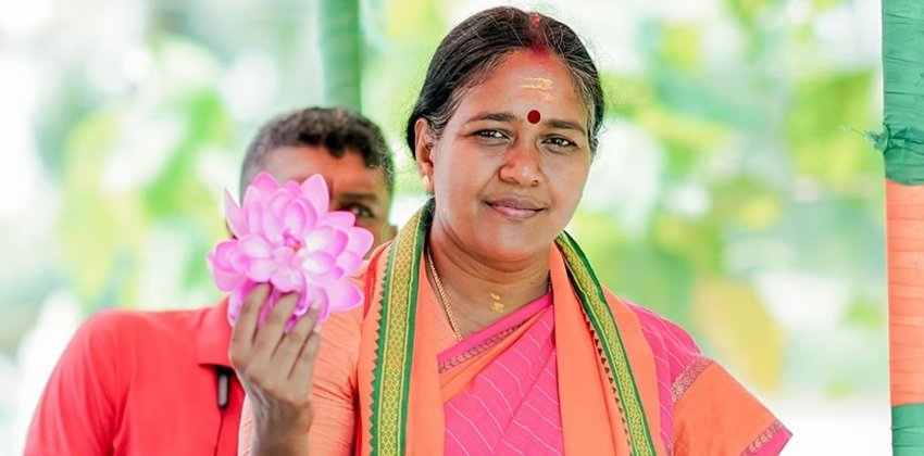 Shobha Surendran during campaign amid vote for note case investigation in Palakkad