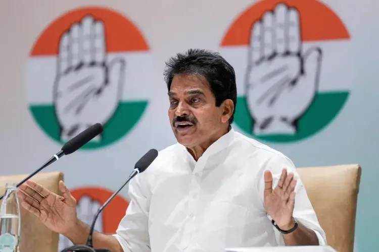 Kerala Cabinet Talks led by KC Venugopal in Thiruvananthapuram