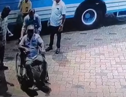 Private Bus Heroes helping accident victim