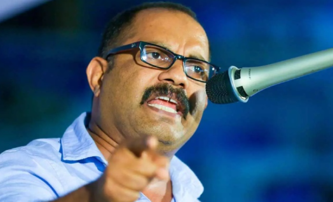 KM Shaji WhatsApp Controversy involving police officer