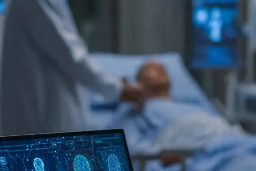 Artificial intelligence assisting doctors in medical diagnosis study