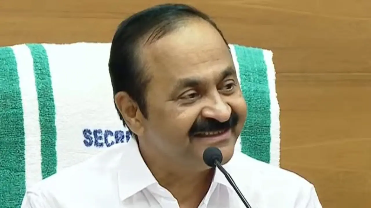 VD Satheesan Panakkad visit
