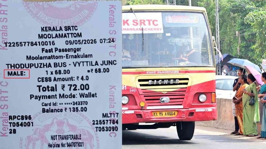 KSRTC Free Travel protest inside Kozhikode bus