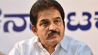 Kerala Cabinet Formation meeting with KC Venugopal