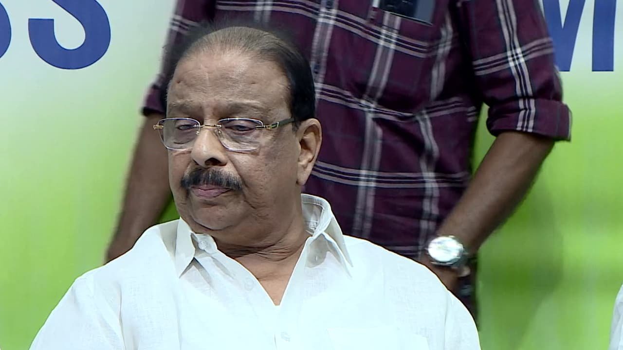 Congress leaders discussing CM race after UDF victory Kerala