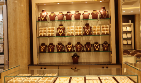 Jewellery Robbery Arrest after major gold and diamond theft from jewellery showroom in Ghaziabad