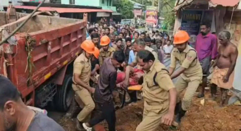 Kottarakkara Tipper Accident at bus stop in Kollam causing multiple casualties