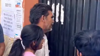 NEET Entry Denied incident involving student Ragini and her father at exam centre