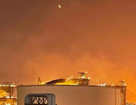Qatar Gas Plant Explosion at Ras Laffan industrial area causing casualties and injuries