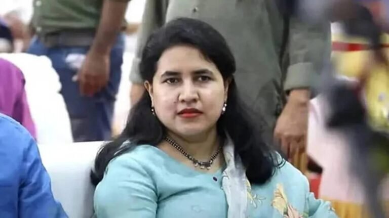 Veena Vijayan ED Notice issued for questioning in monthly payment case investigation