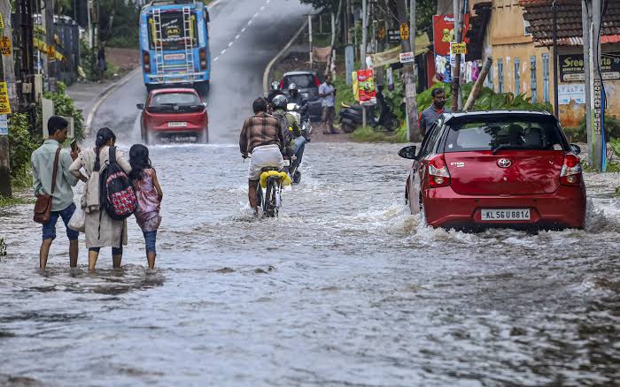 Kerala Heavy Rain Alert with red alert issued for Wayanad and Kozhikode districts