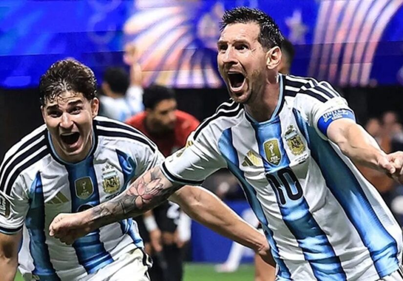 Argentina Quarterfinal Win against Egypt with Lionel Messi and Enzo Fernandez celebrating