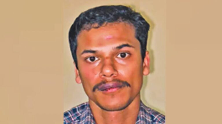 Kochi Police Assault incident involving inspector attacked during arrest in Kaloor