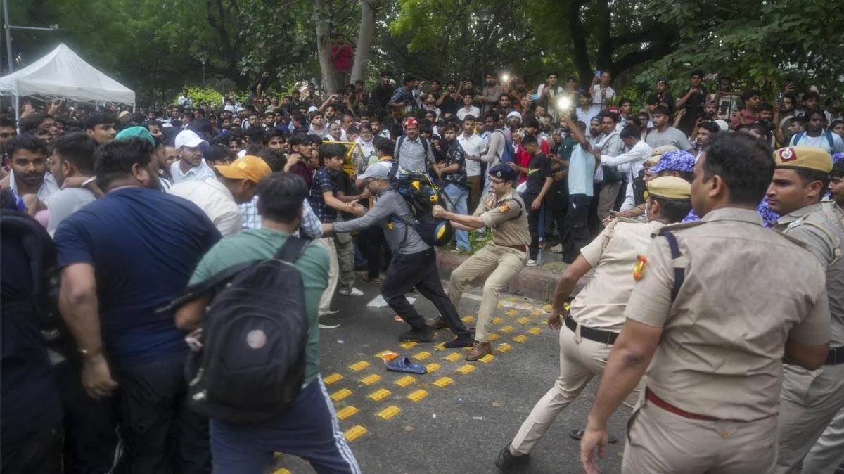 NEET Protest March during police action near Kerala House in Delhi