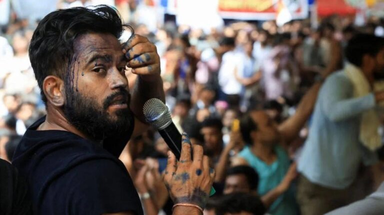 Parliament March Protest by students demanding Dharmendra Pradhan resignation