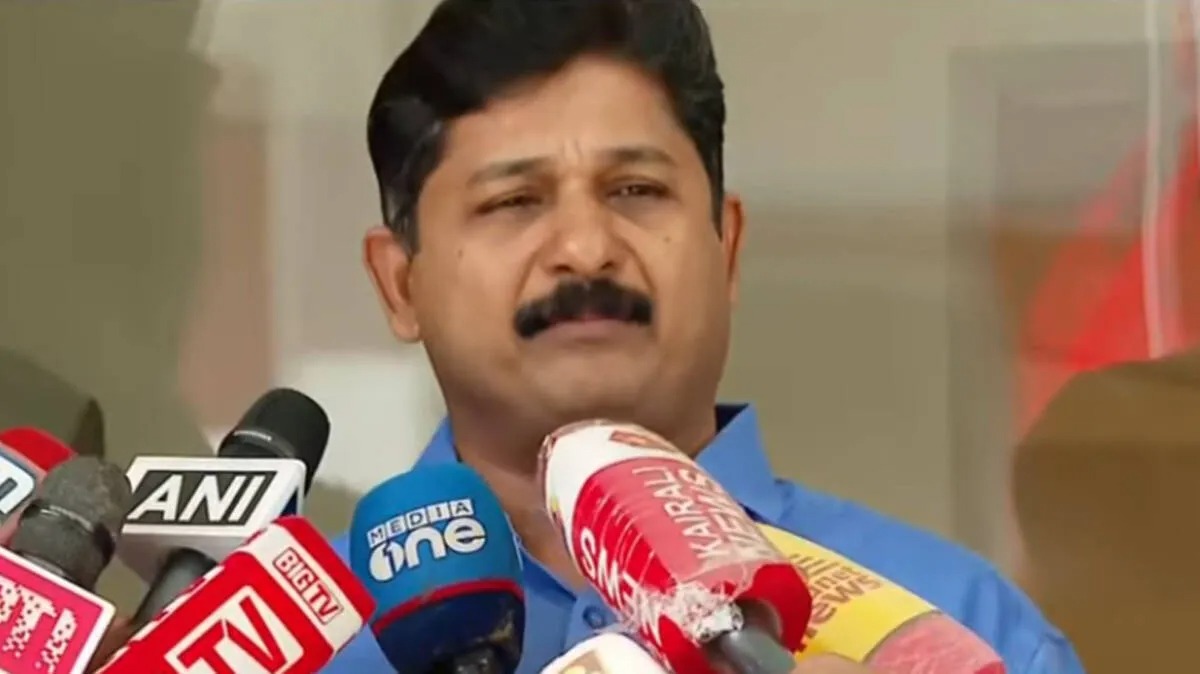 Deshabhimani Editorial Row explanation by M Swaraj