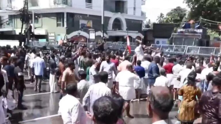BJP KPCC Protest near KPCC headquarters in Thiruvananthapuram