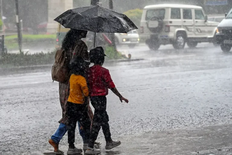 Kerala Yellow Alert for heavy rain, strong winds and thunderstorms
